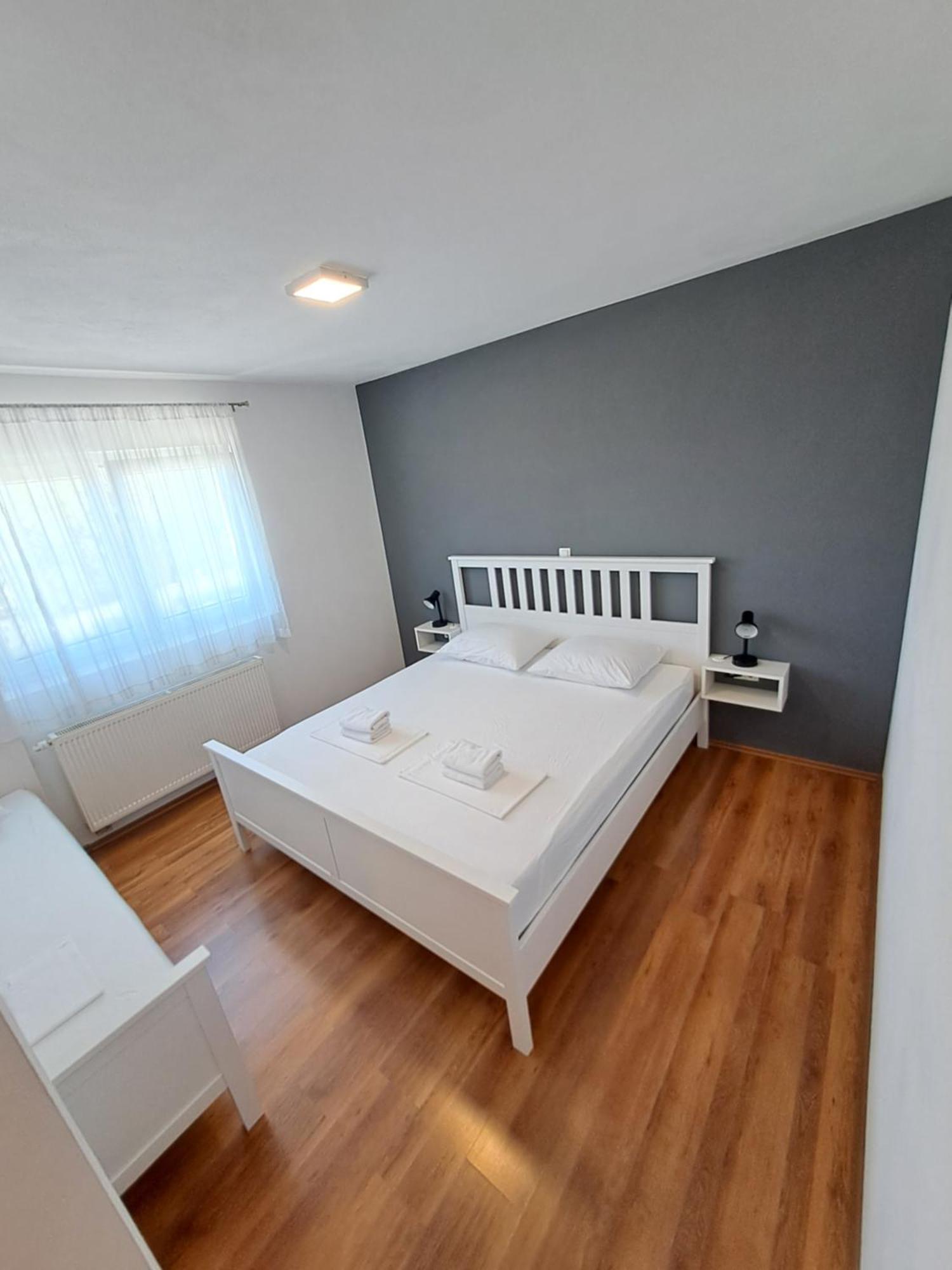 Holiday House Meri Pakostane Ngoại thất bức ảnh